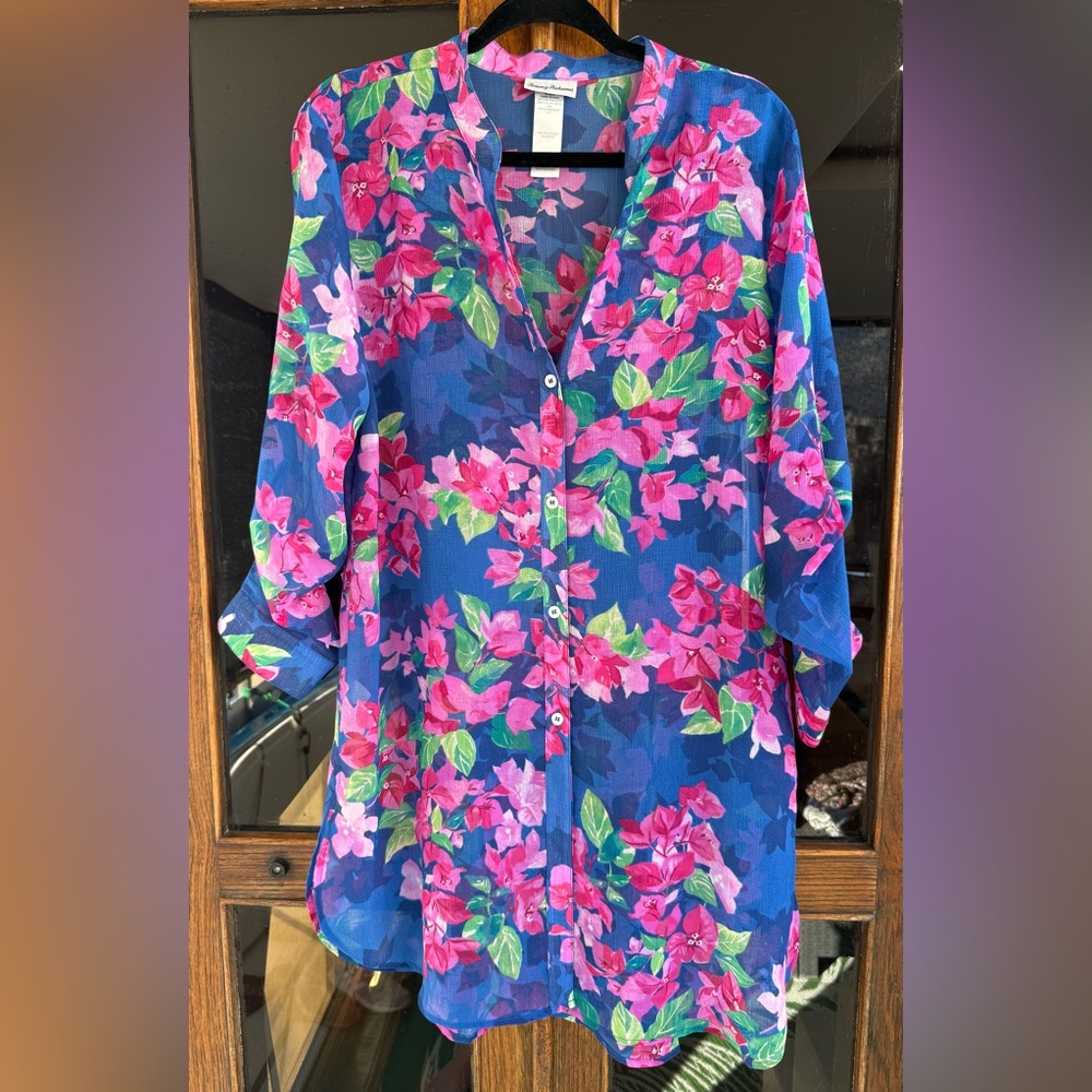 Tommy Bahama, blue and pink floral cover-up Size Small